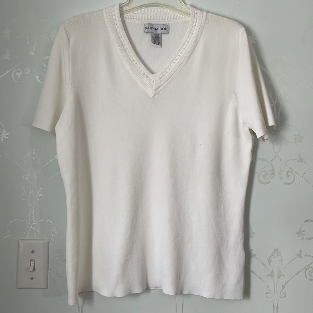 XL, short sleeve white sweater